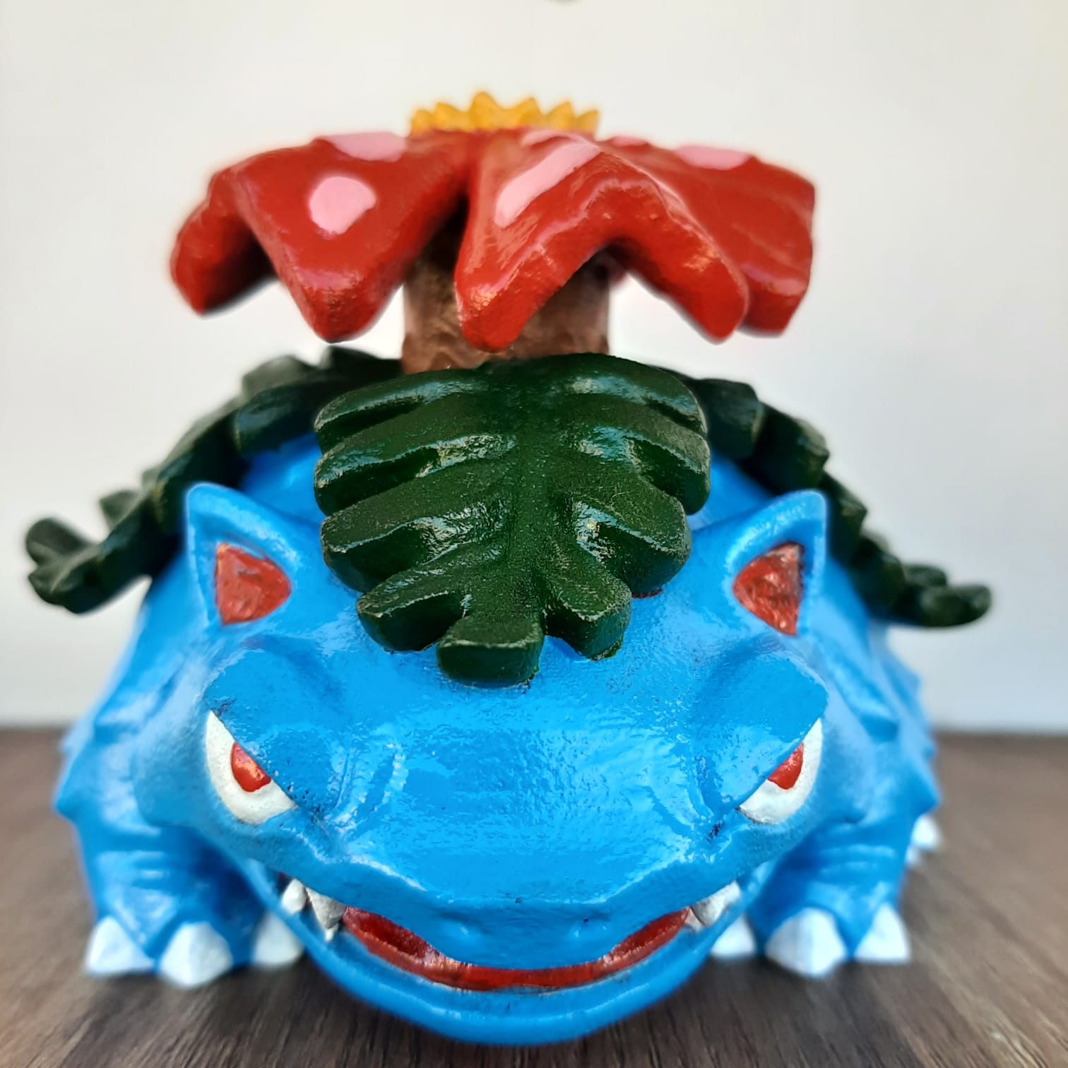 VENOSAURO em Impressão 3D Pintado a Mão - 8cm altura